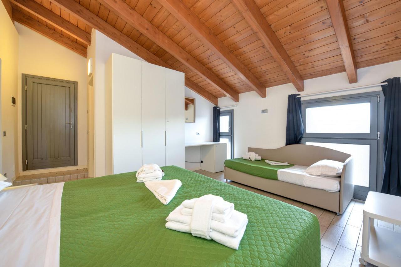 Borgo Gasparina Family Apartments Castelnuovo del Garda Buitenkant foto