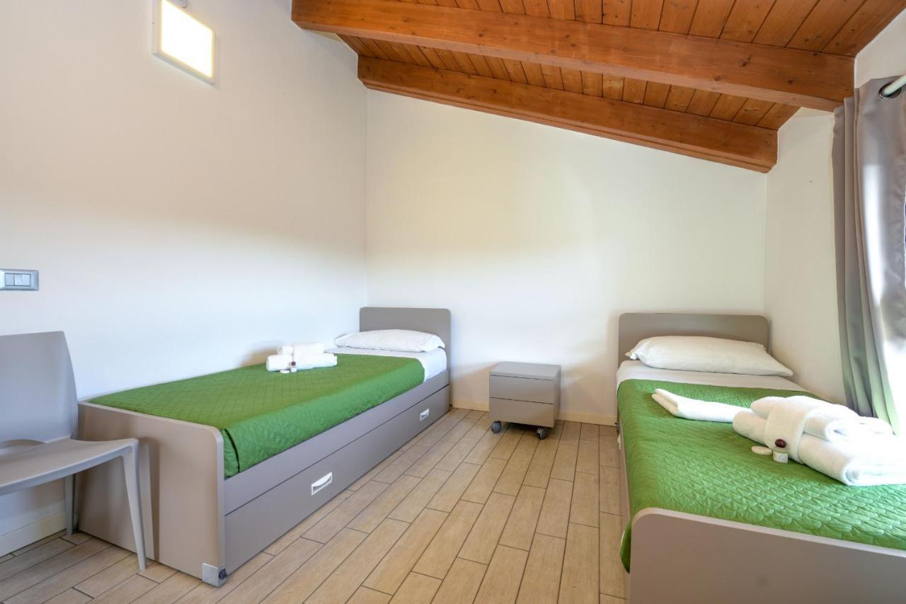 Borgo Gasparina Family Apartments Castelnuovo del Garda Buitenkant foto