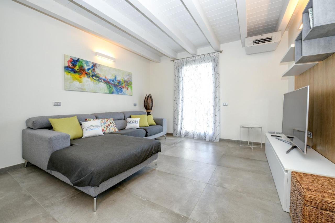 Borgo Gasparina Family Apartments Castelnuovo del Garda Buitenkant foto