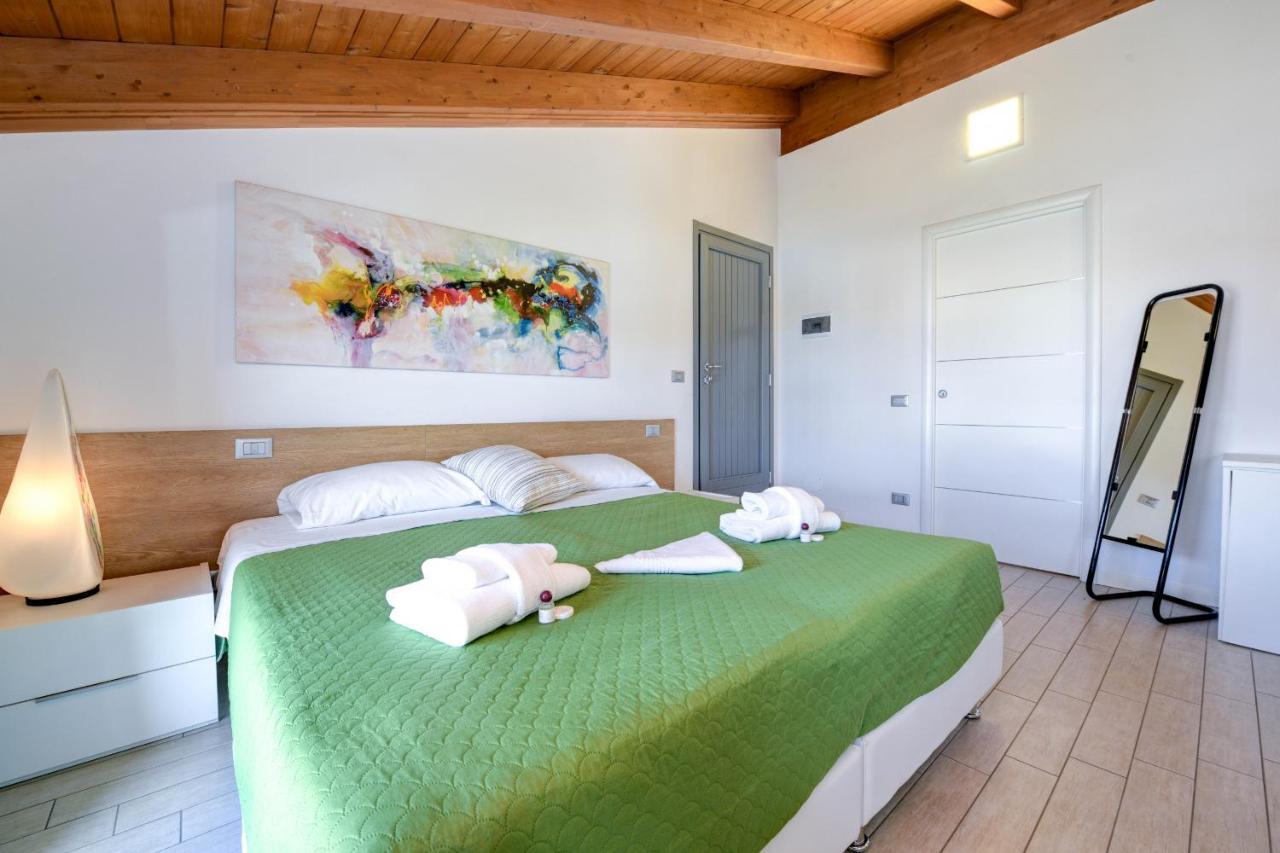 Borgo Gasparina Family Apartments Castelnuovo del Garda Buitenkant foto