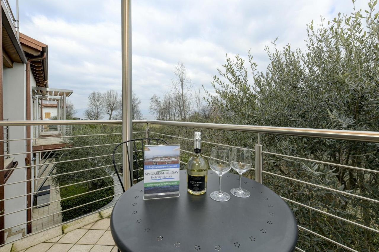 Borgo Gasparina Family Apartments Castelnuovo del Garda Buitenkant foto
